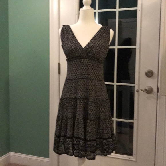 Max Studio Dresses & Skirts - Adorable Max Studio lined dress